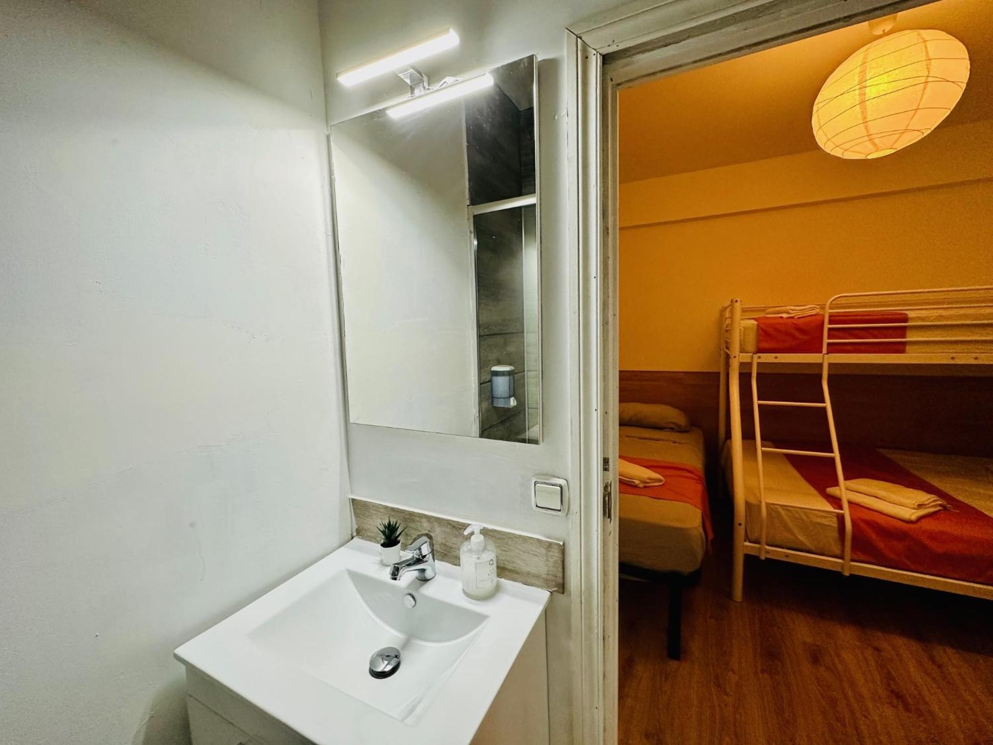 Rooms In Madrid Downtown Exterior foto