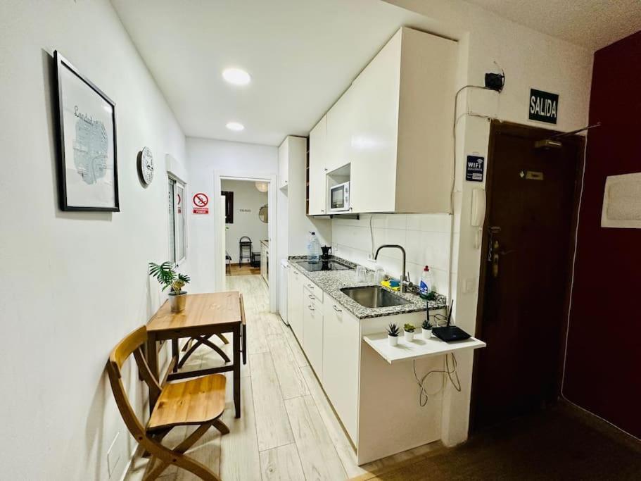Rooms In Madrid Downtown Exterior foto